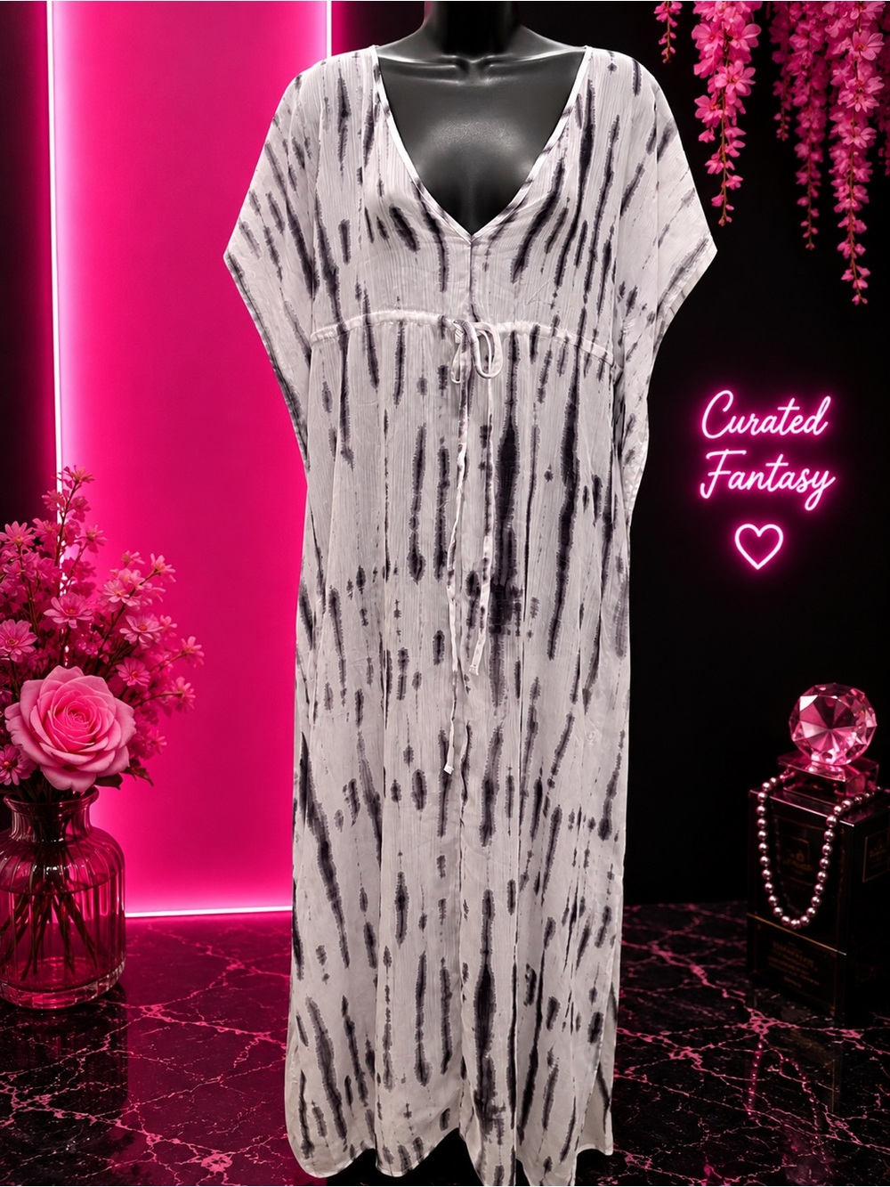 Old Navy Black and White Tie-Dye Swim Coverup Caftan
